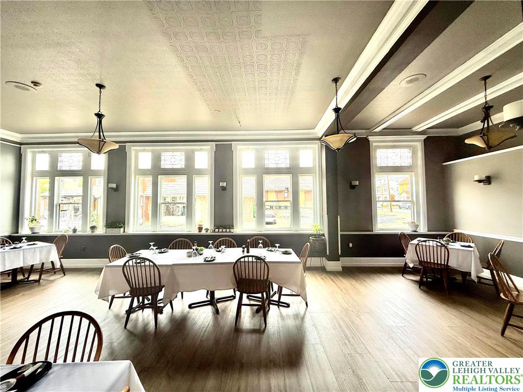 62 Broadway Property Photo 8