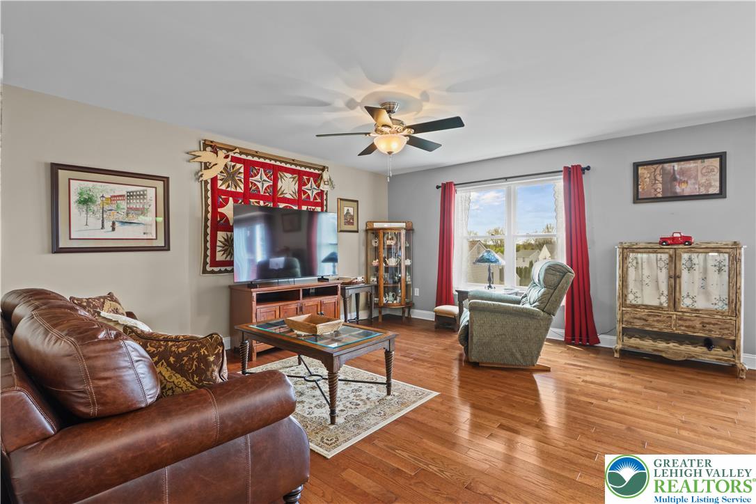 5510 North Coplay Road Property Photo 7