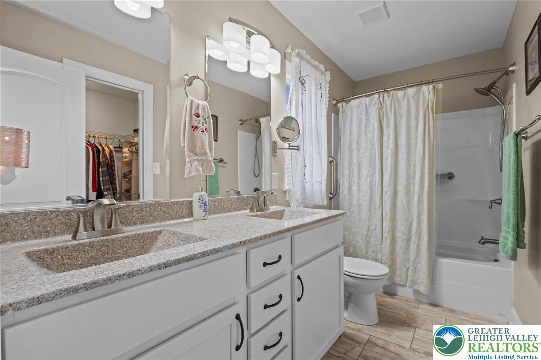 5510 North Coplay Road Property Photo 15