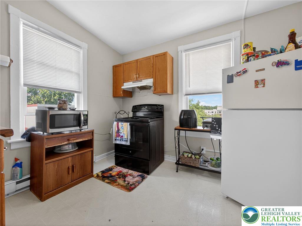 429 East 4th Street Property Photo 26