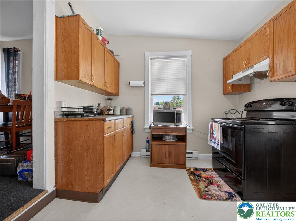 429 East 4th Street Property Photo 28