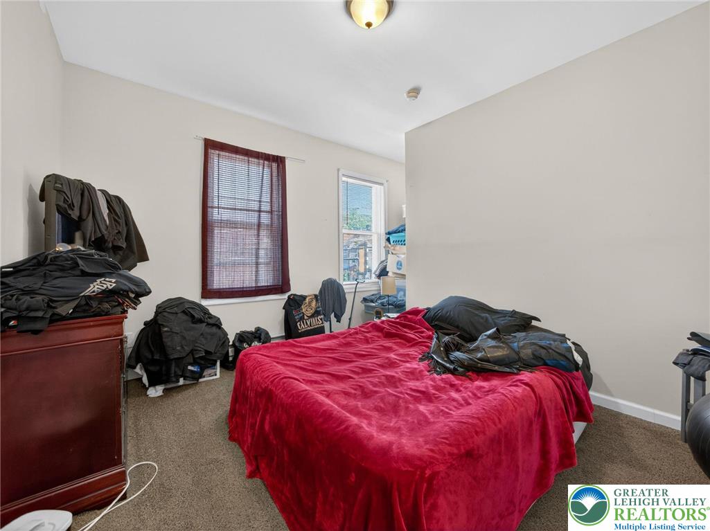 429 East 4th Street Property Photo 41