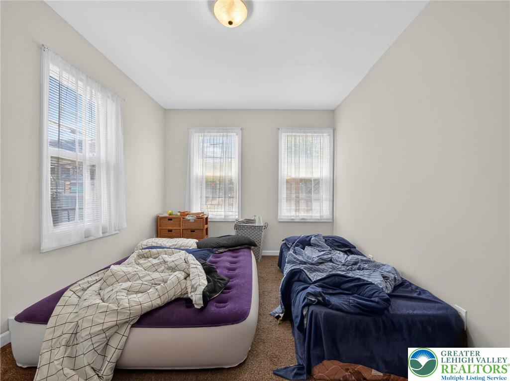 429 East 4th Street Property Photo 43