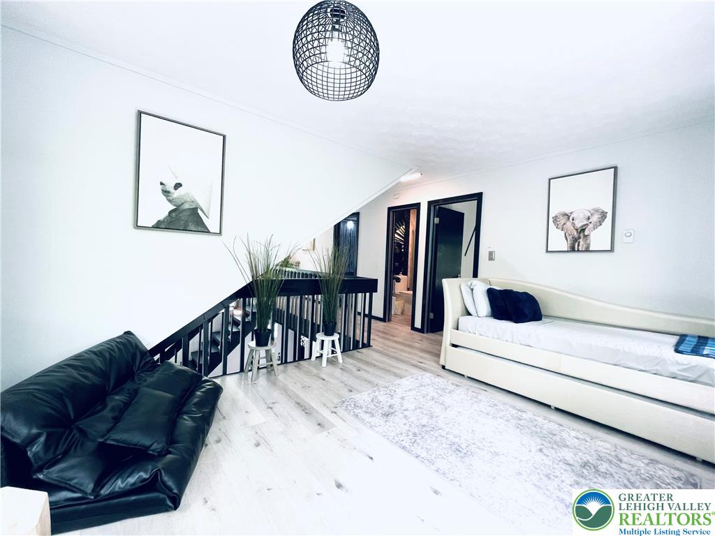 275 Canterbury Road Property Photo 34
