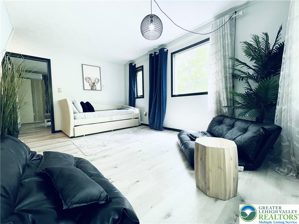 275 Canterbury Road Property Photo 35