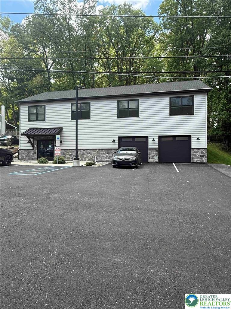 2686 South Pike Avenue Property Photo 1
