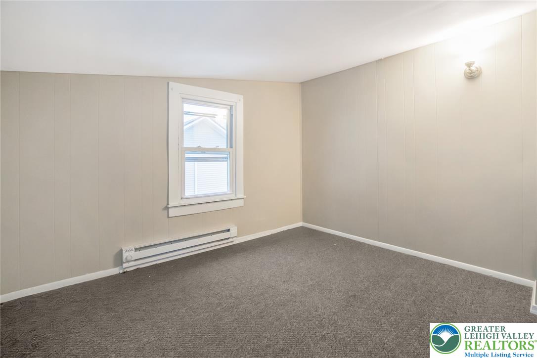 612 East Front Street Property Photo 17
