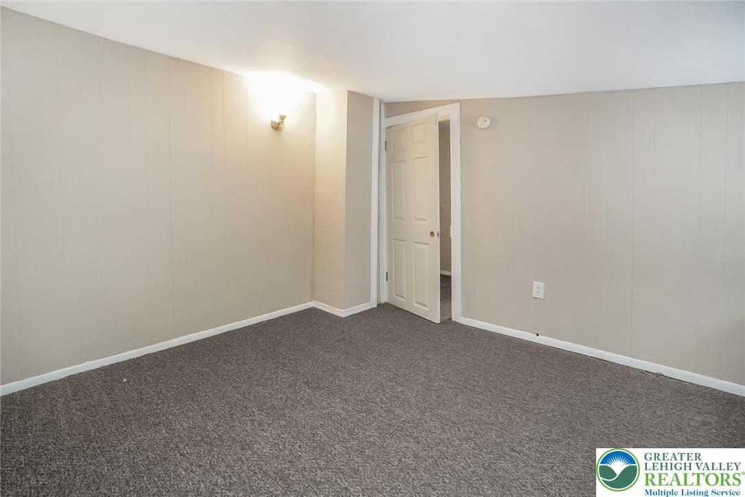 612 East Front Street Property Photo 18