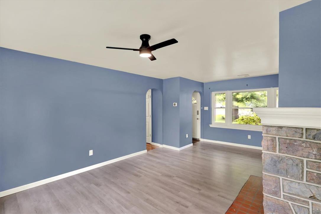 434 East Moyer Road Property Photo 10