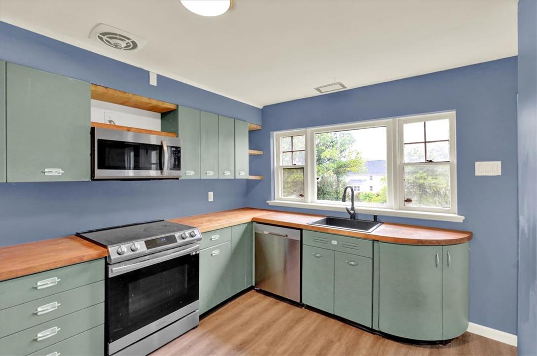 434 East Moyer Road Property Photo 15