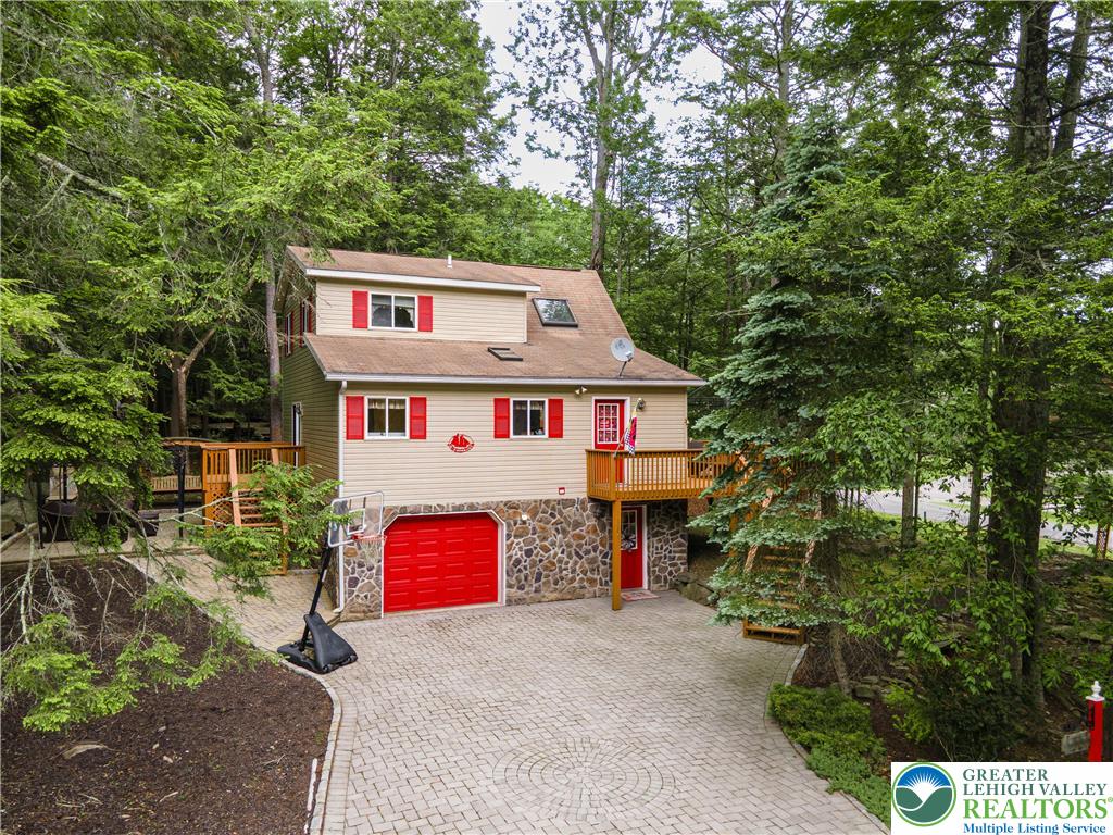 1006 Rolling Hills Drive Property Photo 1