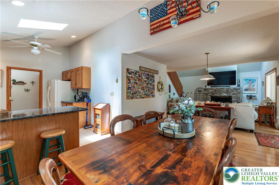 1006 Rolling Hills Drive Property Photo 10