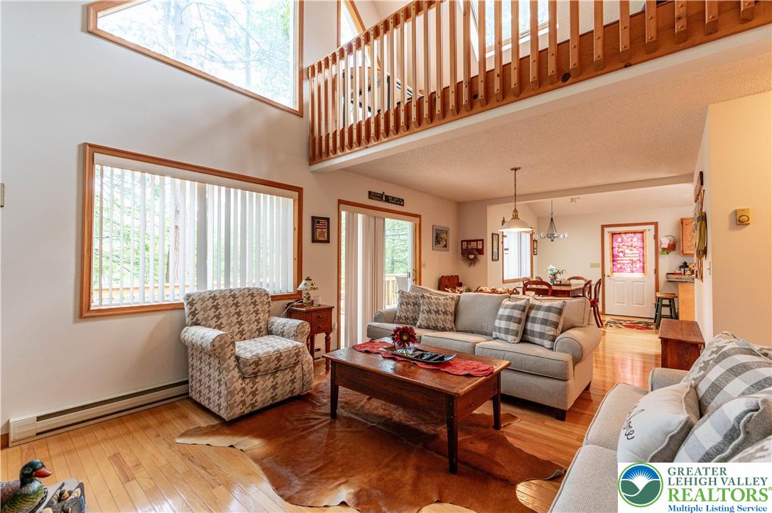 1006 Rolling Hills Drive Property Photo 15
