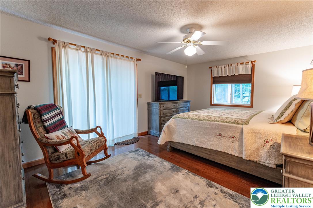 1006 Rolling Hills Drive Property Photo 22