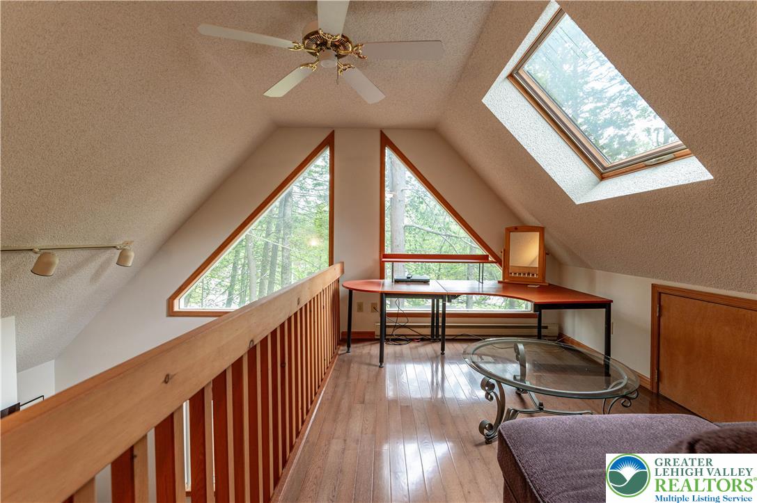 1006 Rolling Hills Drive Property Photo 26