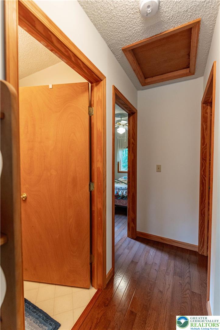 1006 Rolling Hills Drive Property Photo 29
