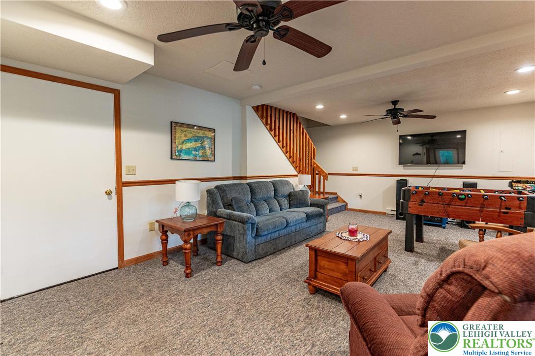 1006 Rolling Hills Drive Property Photo 38