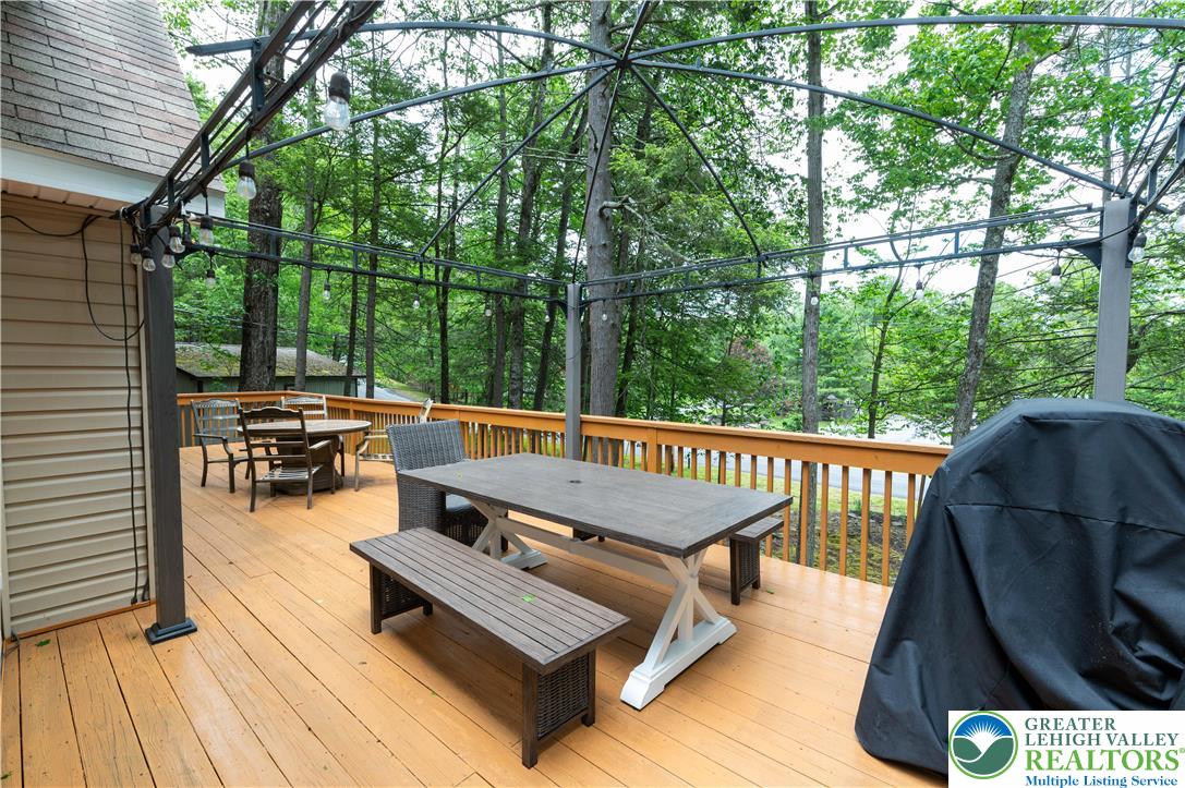 1006 Rolling Hills Drive Property Photo 46