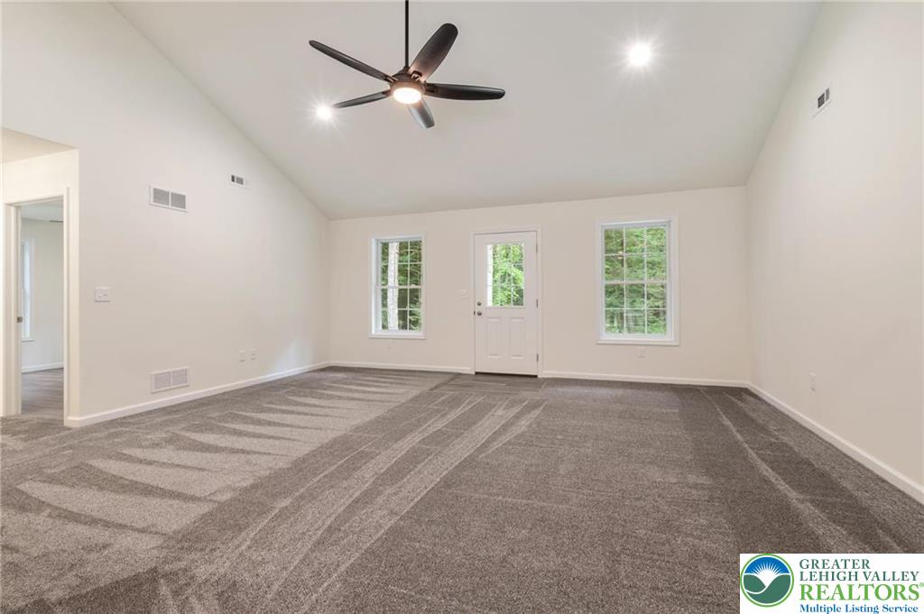 Pine Hollow Drive Property Photo 12
