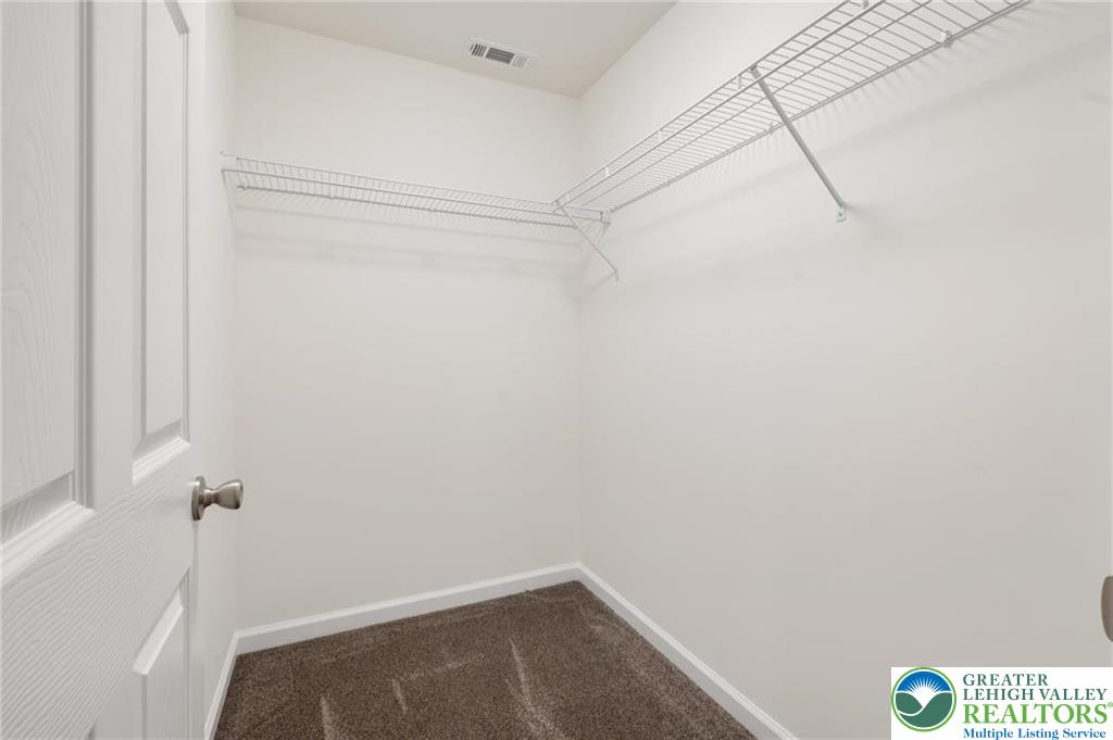 Pine Hollow Drive Property Photo 13