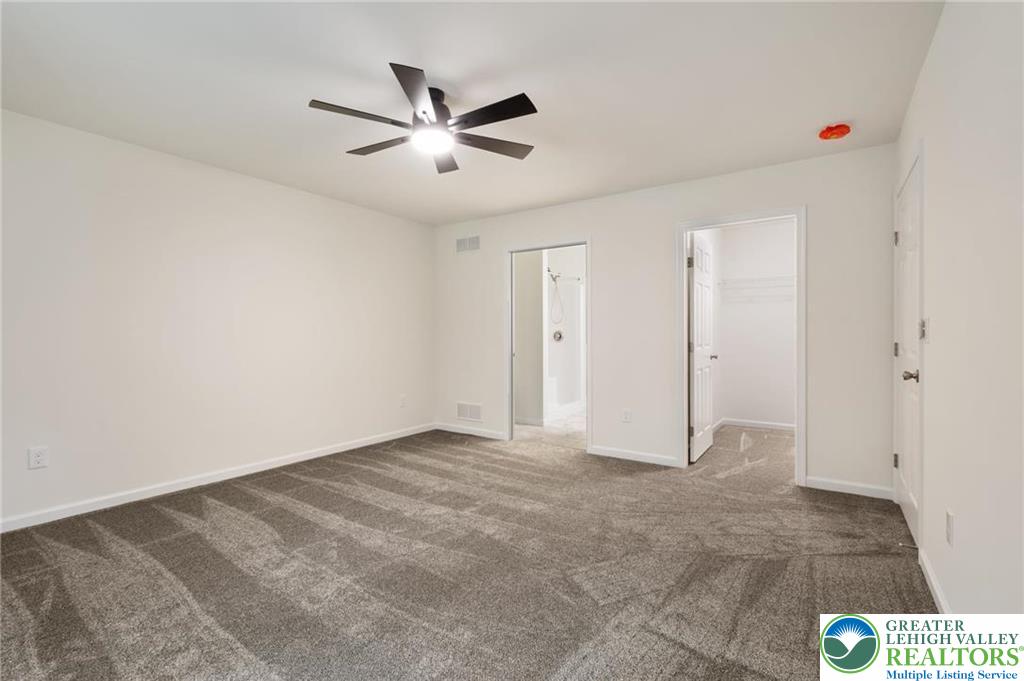 Pine Hollow Drive Property Photo 14