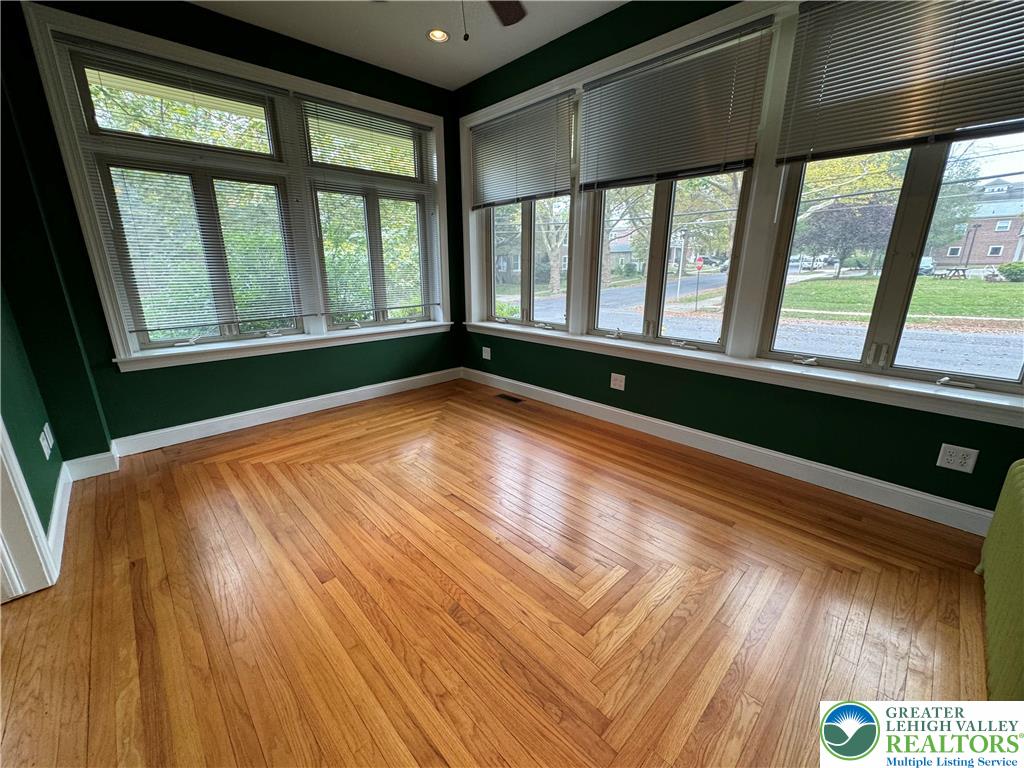 2201 West Gordon Street Property Photo 11