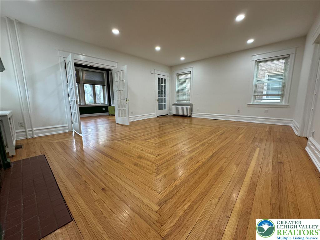 2201 West Gordon Street Property Photo 13