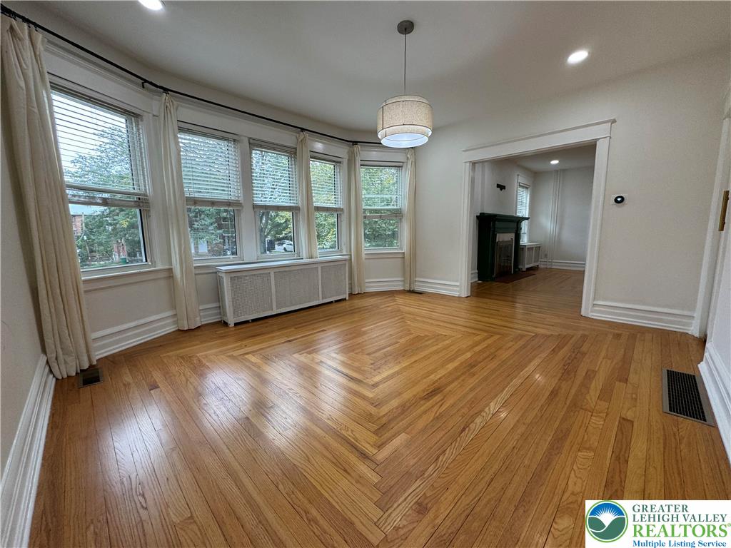 2201 West Gordon Street Property Photo 17