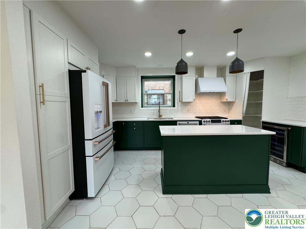 2201 West Gordon Street Property Photo 29