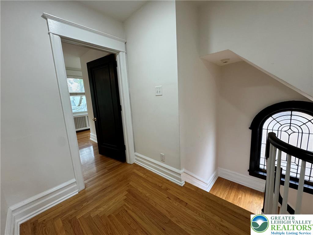 2201 West Gordon Street Property Photo 37
