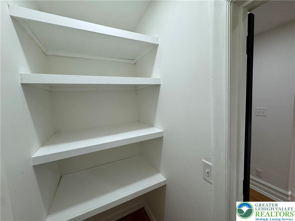 2201 West Gordon Street Property Photo 47