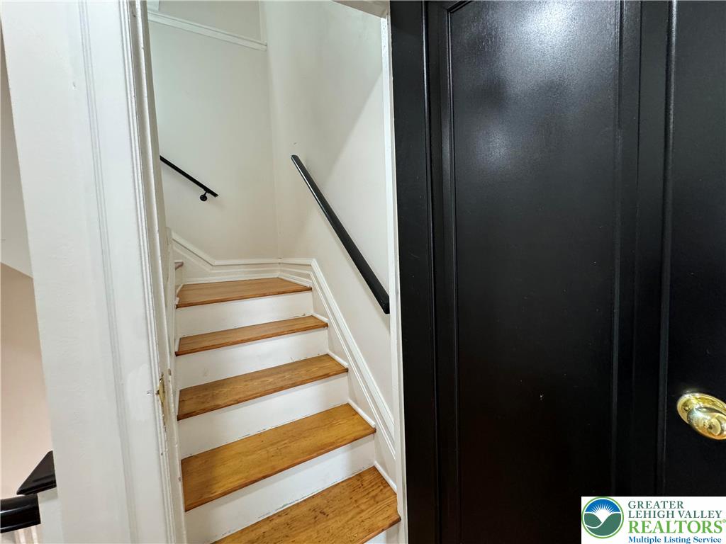 2201 West Gordon Street Property Photo 55