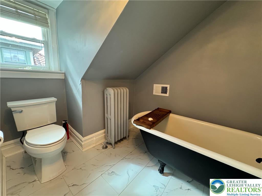2201 West Gordon Street Property Photo 66