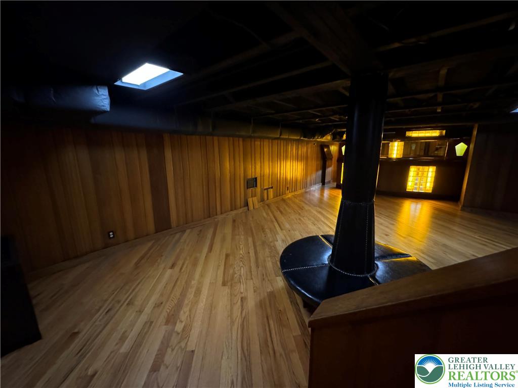 2201 West Gordon Street Property Photo 75