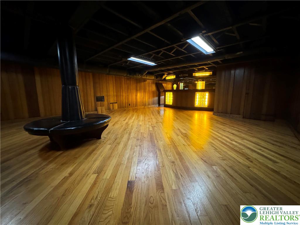 2201 West Gordon Street Property Photo 78