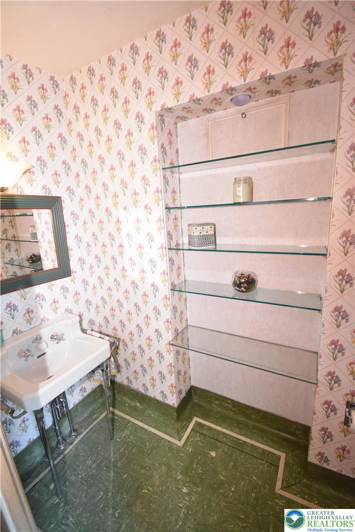 433 Paxinosa Avenue Property Photo 24