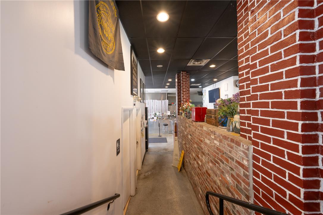 601 Front Street Property Photo 7