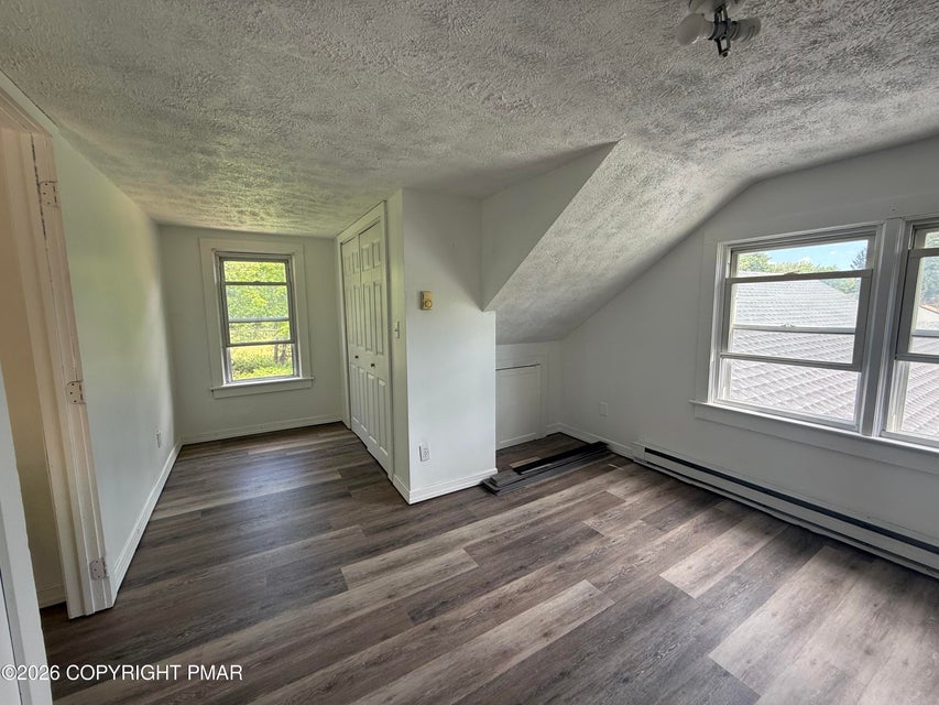 1564 Spruce Street Property Photo 31