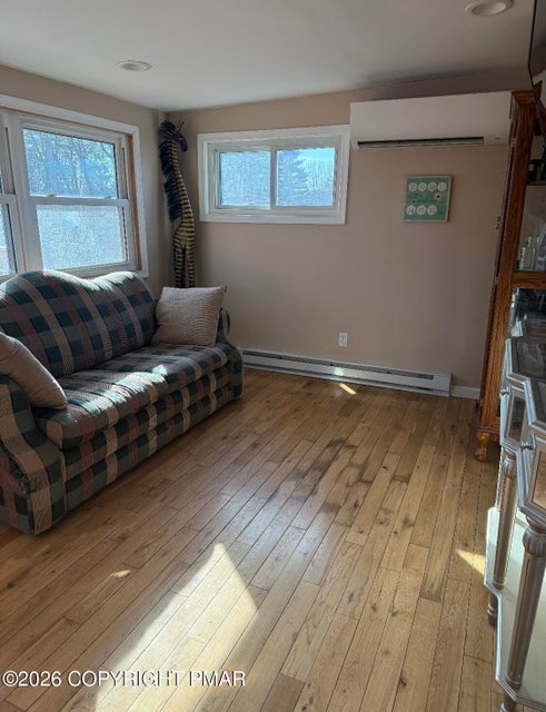 1564 Spruce Street Property Photo 58