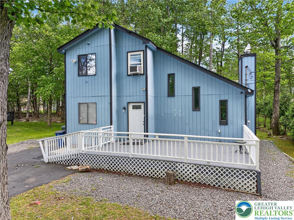 3335 Woodland Drive Property Photo 1