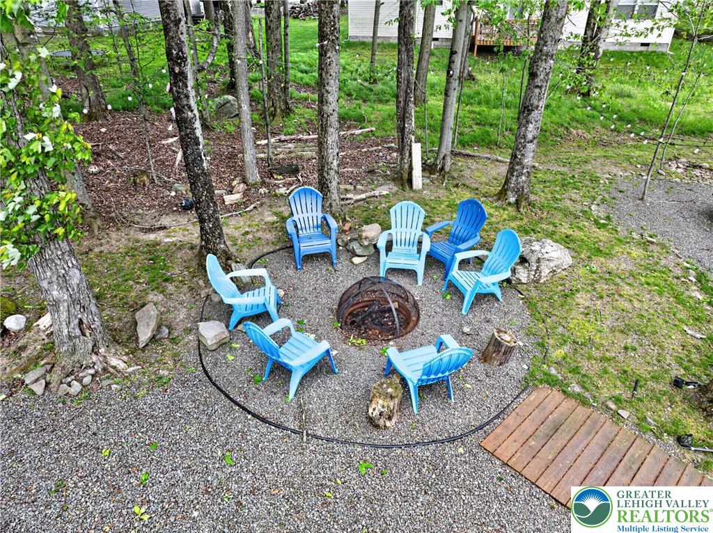 3335 Woodland Drive Property Photo 5