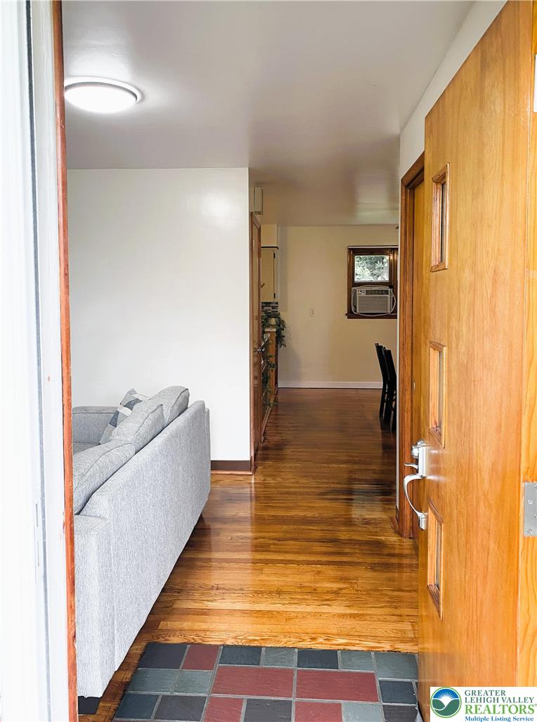 4405 Lehigh Drive Property Photo 4