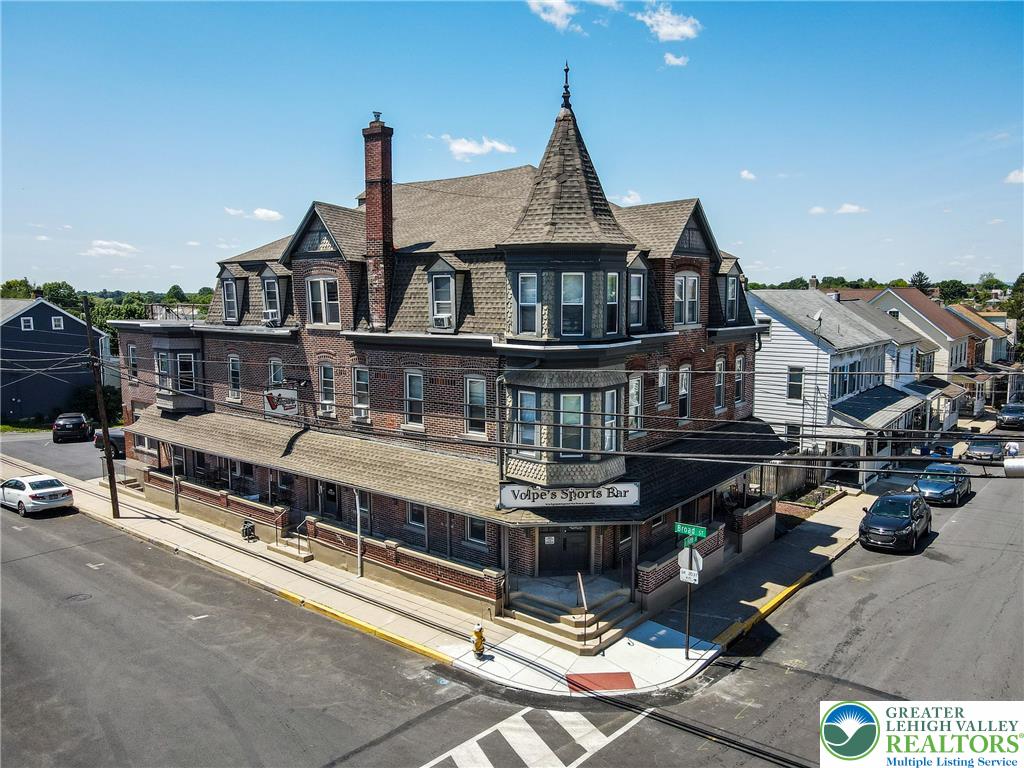 52 South 5th Street Property Photo 1