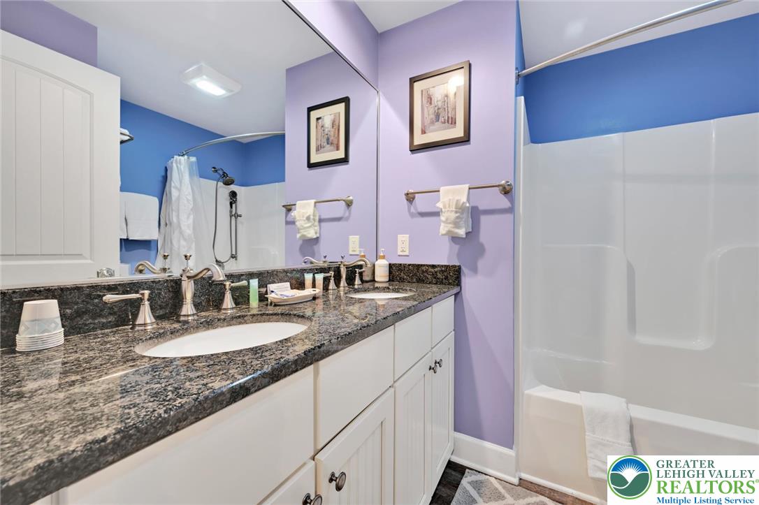279 Greenview Drive Property Photo 34