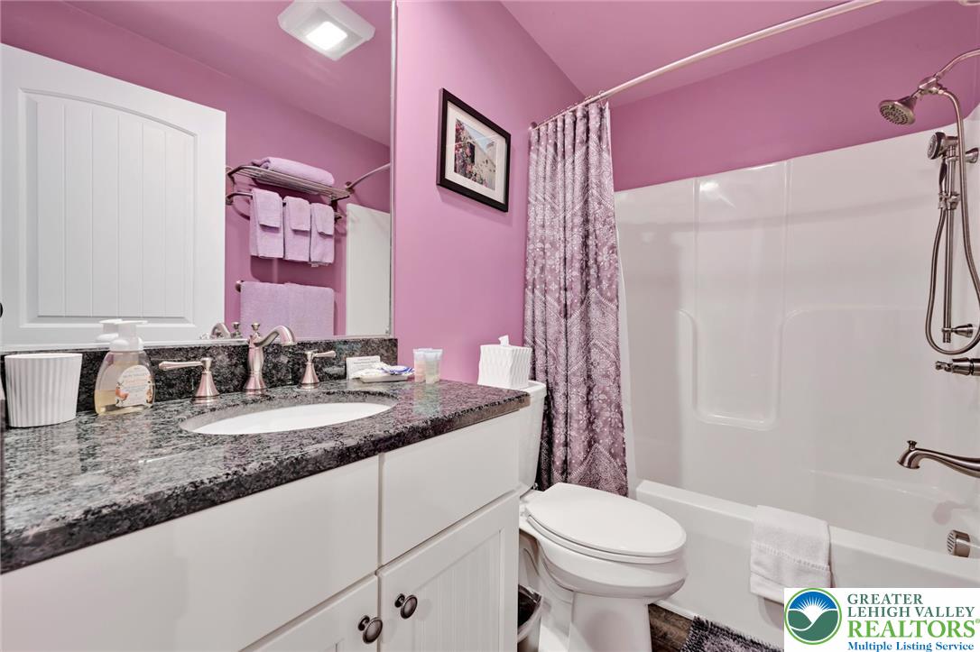 279 Greenview Drive Property Photo 36