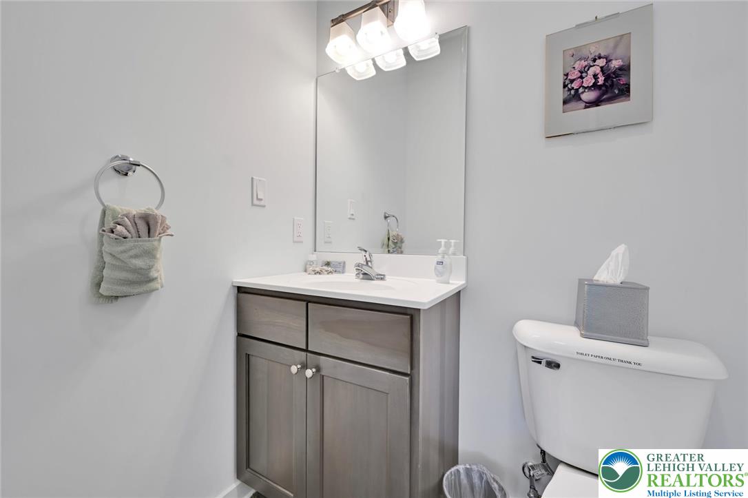 279 Greenview Drive Property Photo 53