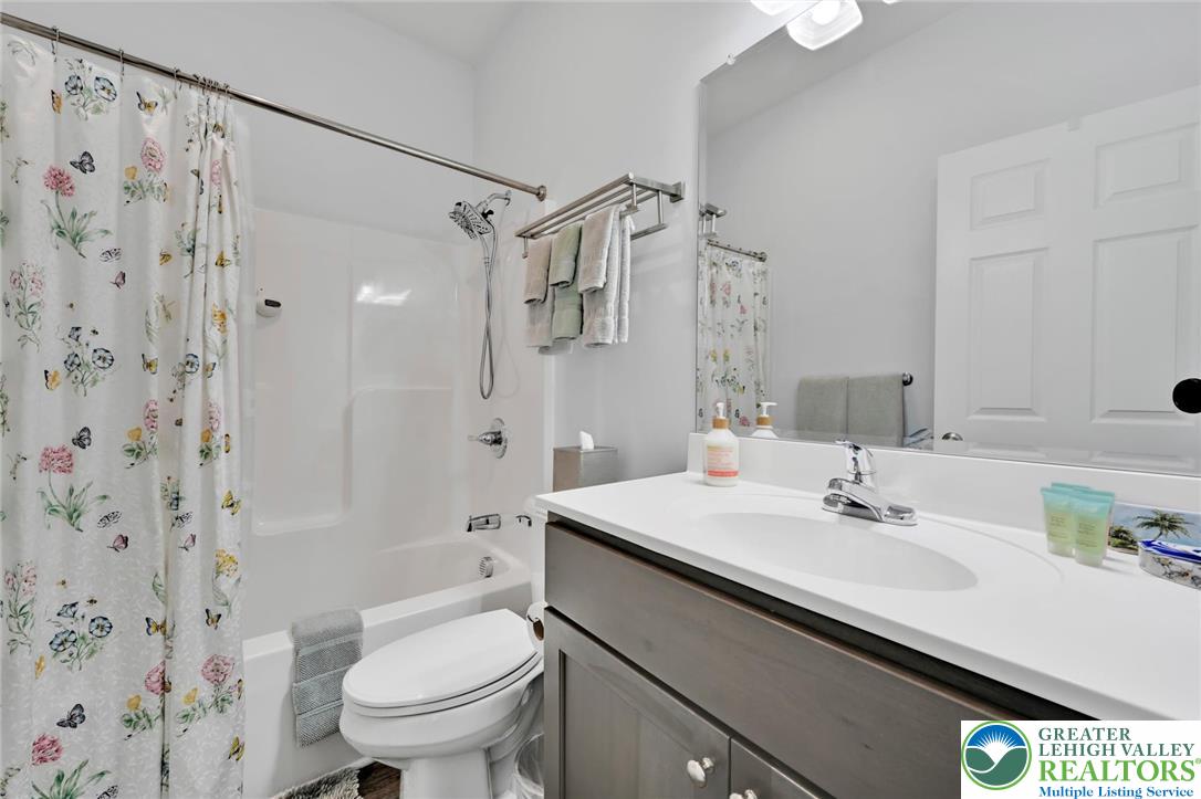 279 Greenview Drive Property Photo 57