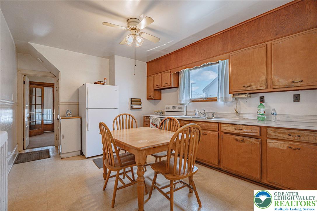 159 West Ridge Street Property Photo 18