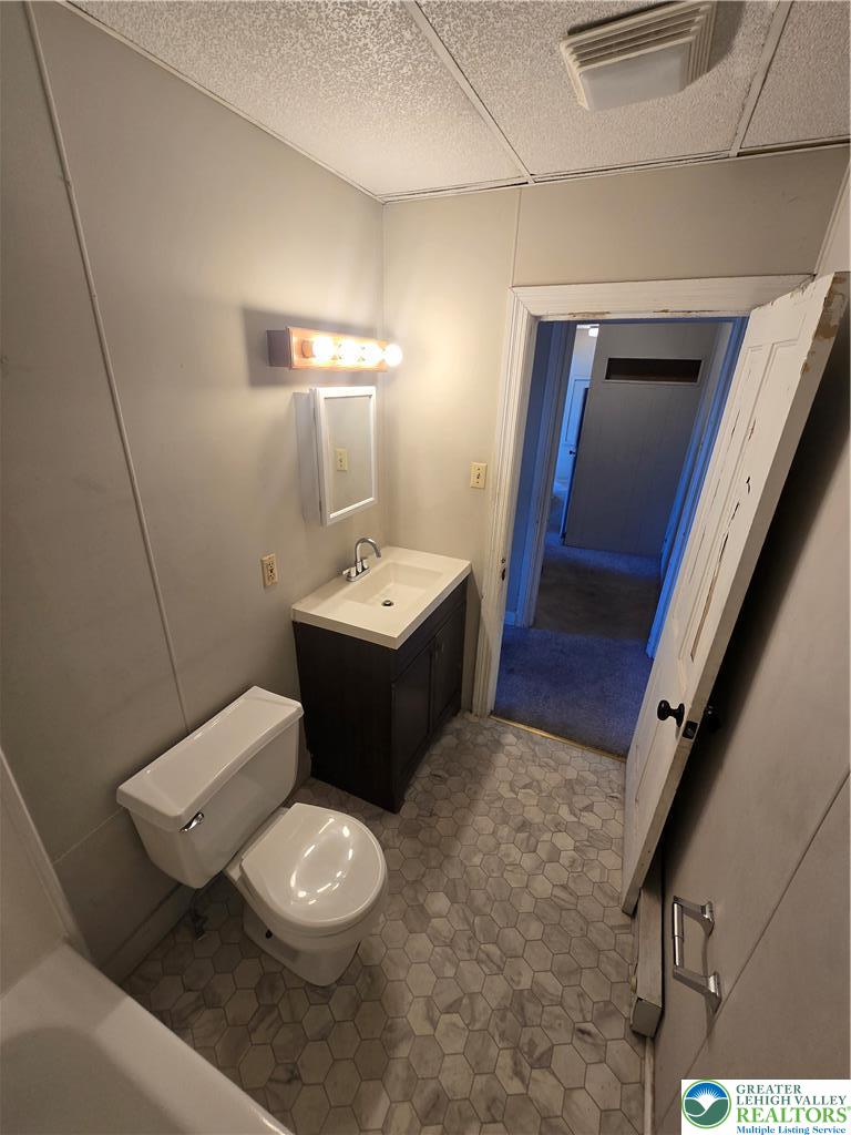 708 Linden Street 2 Property Photo 9