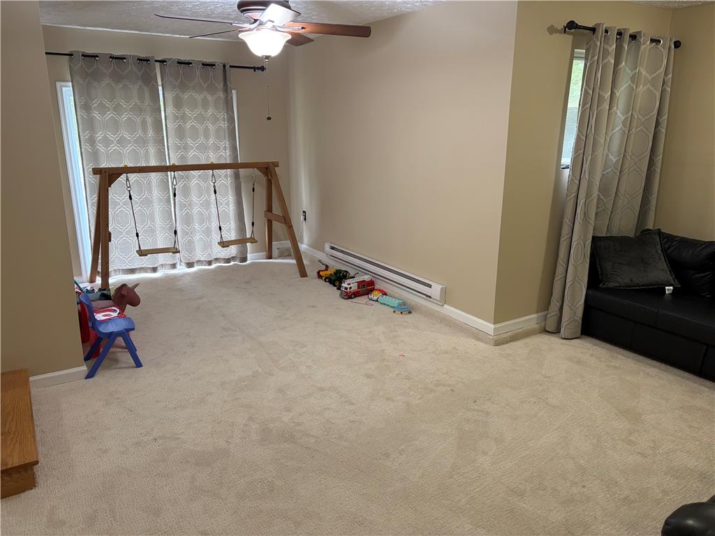 215 Larch Oval Property Photo 30